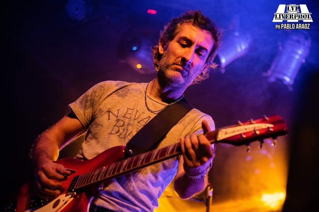 LIVERBIRD en vivo